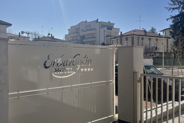 IMG_7169 cancellone bianco scorrevole